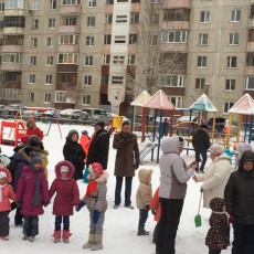 Дмитрий осипов на детском празднике