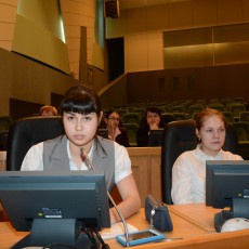 Парламентский урок с Дмитрием Осиповым