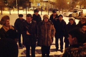 Встреча Дмитрия Осипова с жильцами многоквартирного дома №17